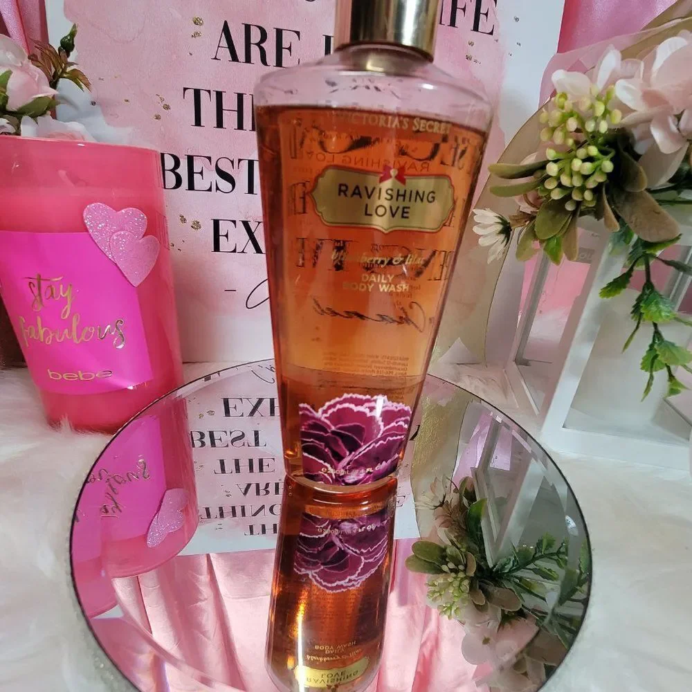 Victoria's Secret RAVISHING LOVE  Body Wash   8.4 fl   Oz New
